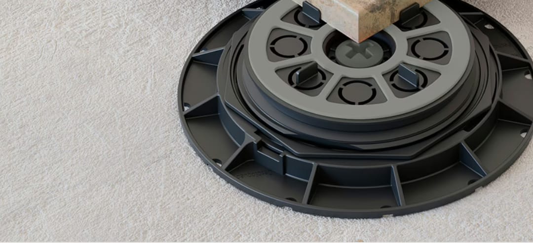 El Soporte de pavimento elevado Babel de Arttros es la solución modular, versátil y eficiente